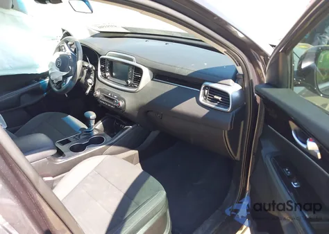 2019 Kia Sorento 3.3L Lx z USA, uszkodzony, nr VIN 5XYPGDA54KG499183